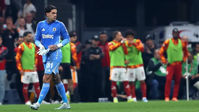 Ederson sezonu kapattı...
