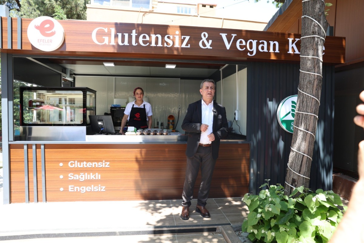 EFELER’DE ÇÖLYAK HASTALARININ GÜVENLİ LİMANI:  GLUTENSİZ & VEGAN KAFE