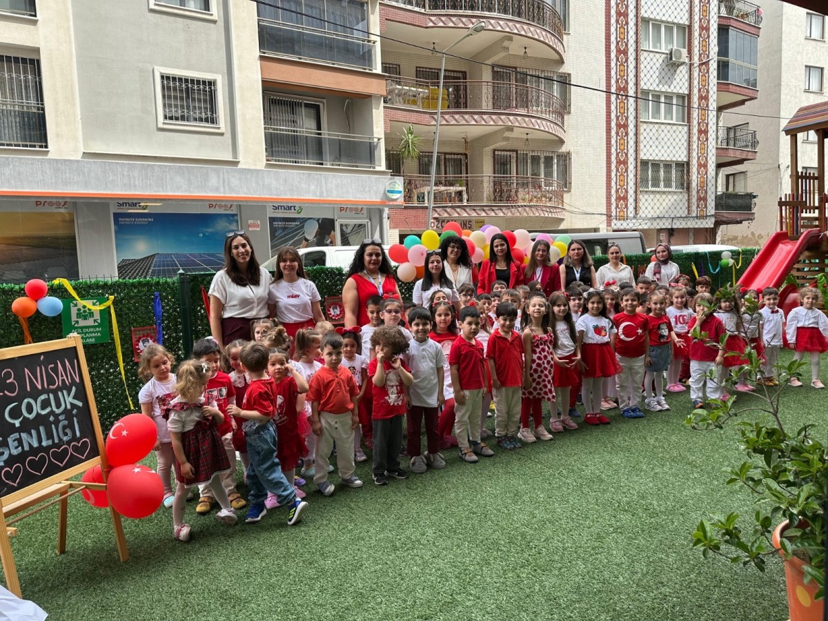 EFELER’İN GÜNDÜZ BAKIM EVLERİNDE KAYITLAR BAŞLADI 