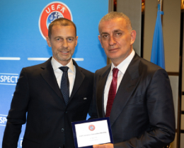  TFF Başkanı Hacıosmanoğlu, UEFA Yönetim Kurulu Toplantısı'na Katıldı