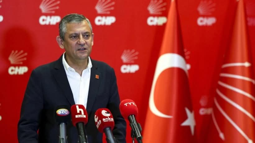 Polis CHP Genel Merkezi'ne girdi!