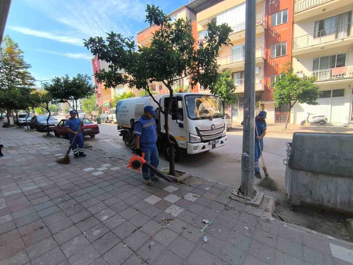 BAŞKAN ÇERÇİOĞLU'NDAN DİDİM VE KUŞADASI’NDA BAYRAM ÇALIŞMASI