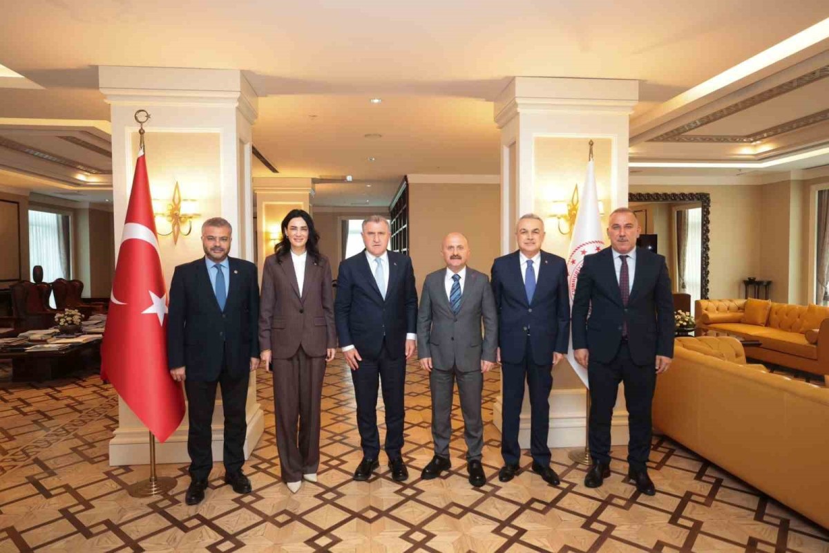 Aydın’a Spor ve Gençlikte Dev Destek! Ankara Zirvesinde Yeni Yatırımlar Masaya Yatırıldı