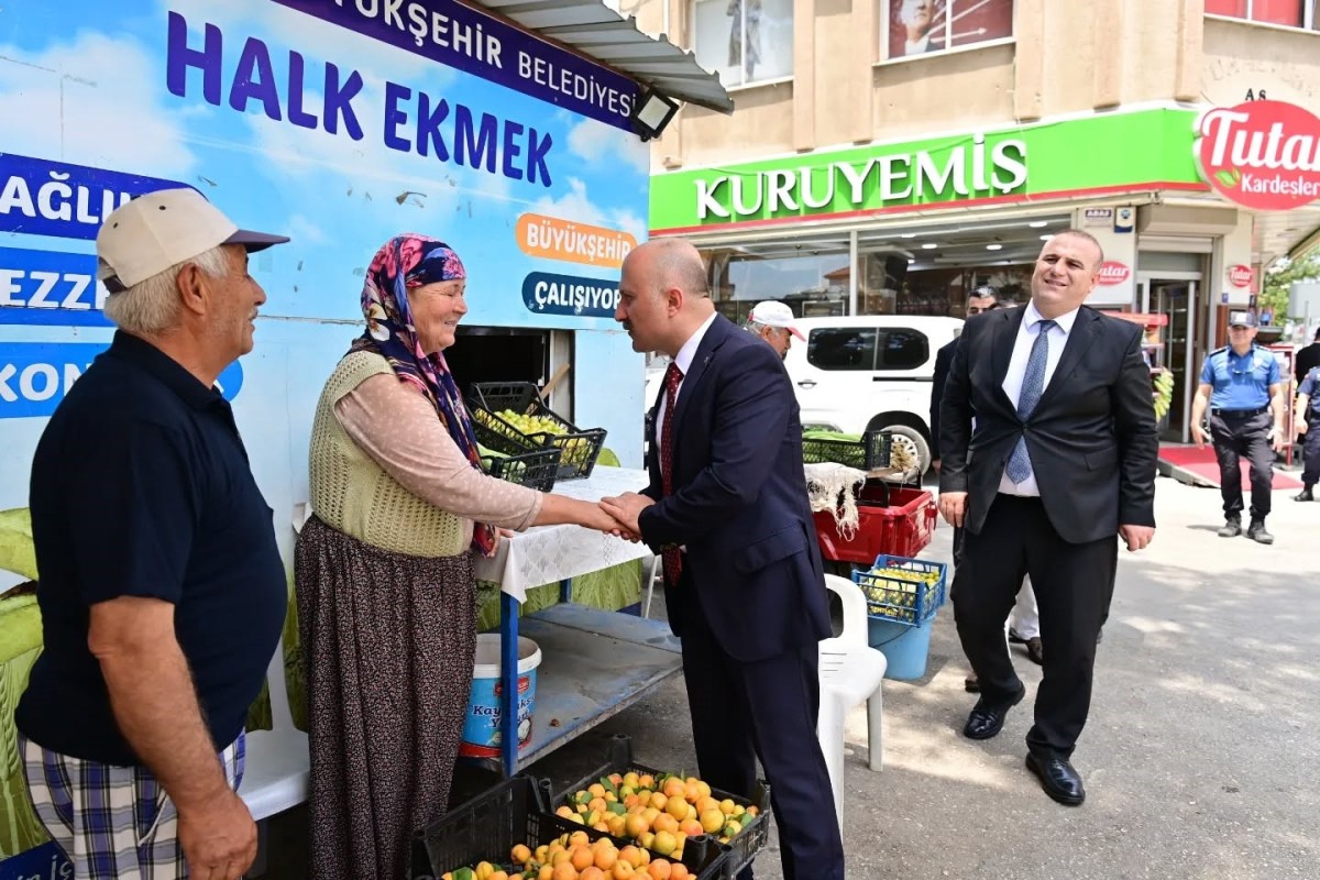 VALİ VAROL KÖŞK’TE SAHAYA İNDİ