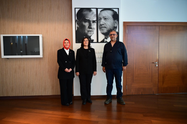  Muhtarlar Daire Başkanı Üstüner ve Gazeteci-Yazar Tanış'tan Başkan Özlem Çerçioğlu'na Ziyaret