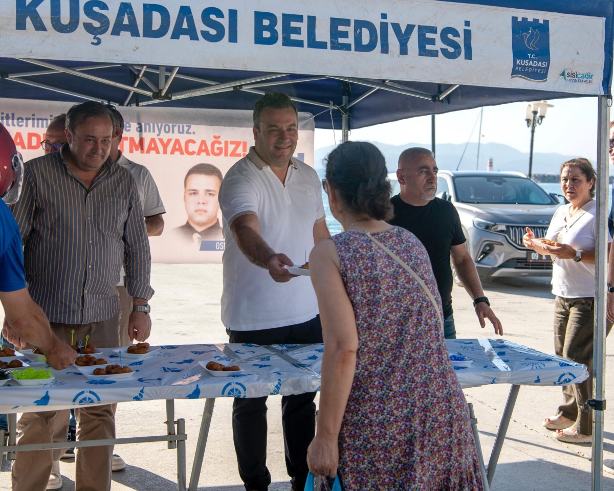  Kuşadası Belediyesi'nden Vefa Örneği: Görevi Başında Hayatını Kaybeden Çalışanlar Dualarla Anıldı