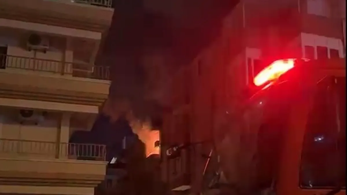 Didim'de gece yarısı apartman yangını! Mahalle sakinleri sokağa döküldü