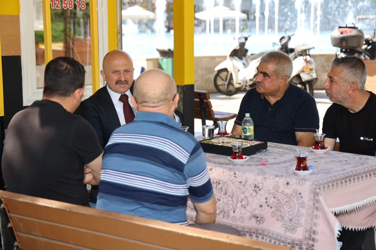 Vali Osman Varol'dan taksi esnafına sabah ziyareti