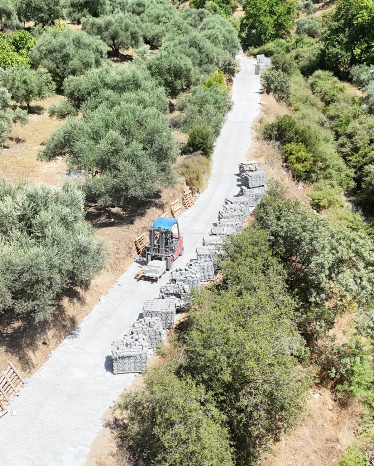 Bayındır Mahallesi'nde Kilit Parke Seferberliği