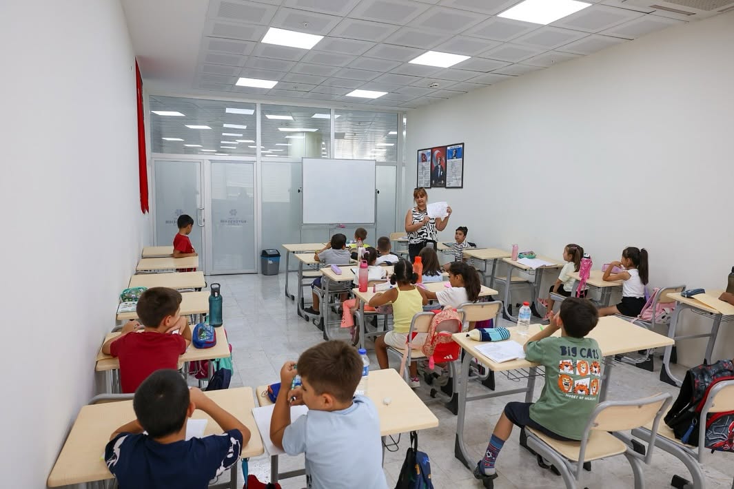 Aydın Büyükşehir Belediyesi'nden Çocuklara Eğlenceli İngilizce Eğitimi