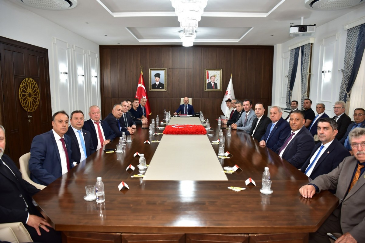 VALİ VAROL, AHİLİK HAFTASI’NDA ESNAF TEMSİLCİLERİNİ AĞIRLADI