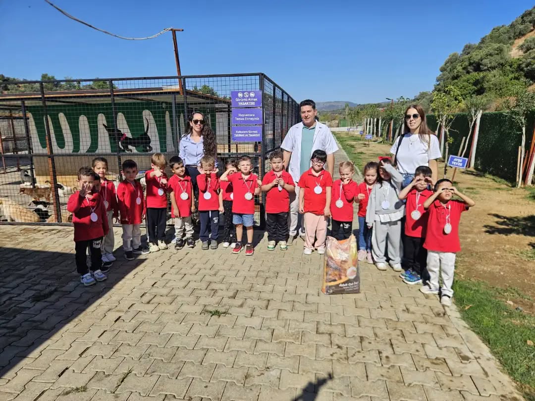 MİNİK ÖĞRENCİLER CAN DOSTLARLA BULUŞTU