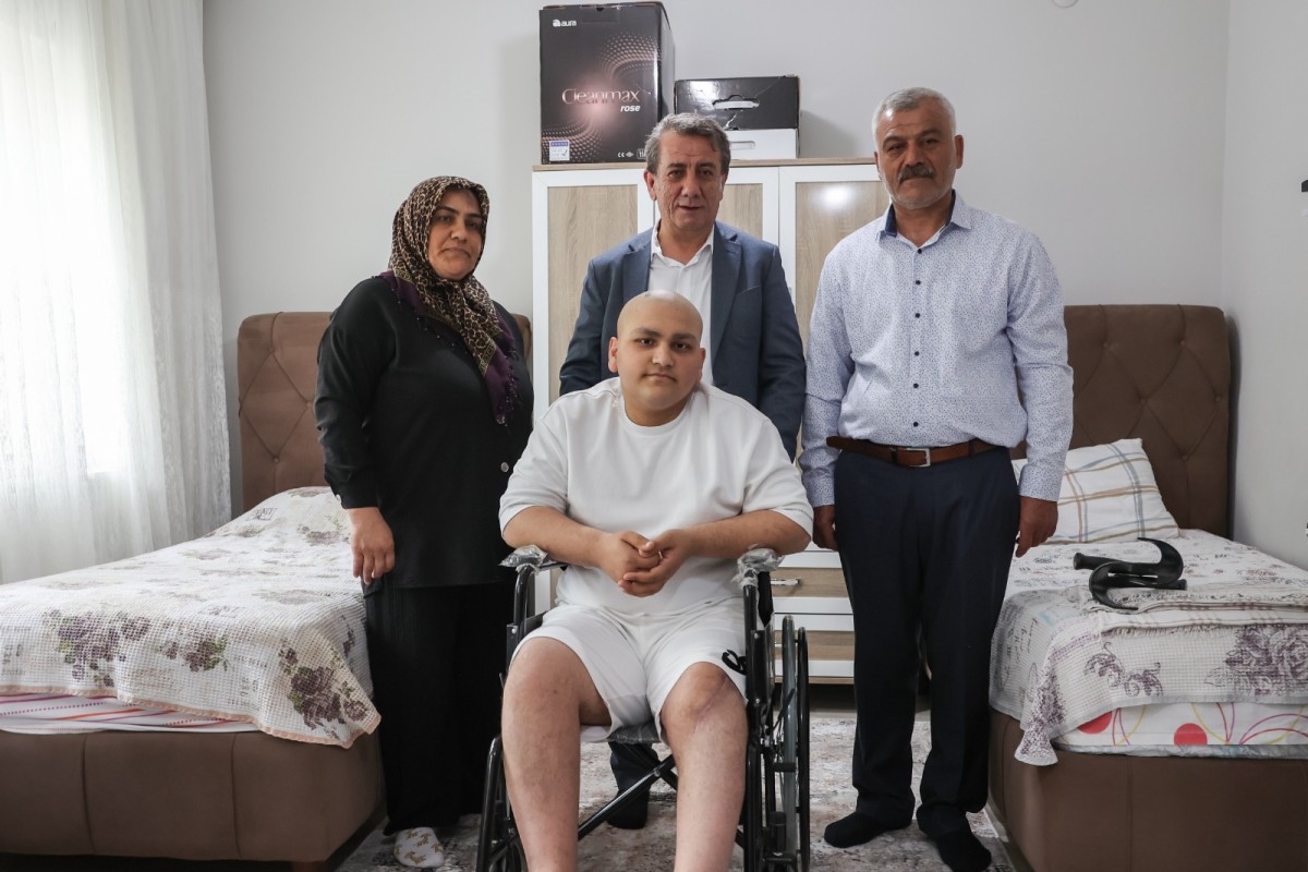 BAŞKAN ANIL YETİŞKİN’DEN MUHAMMET’E ANLAMLI DOĞUM GÜNÜ HEDİYESİ