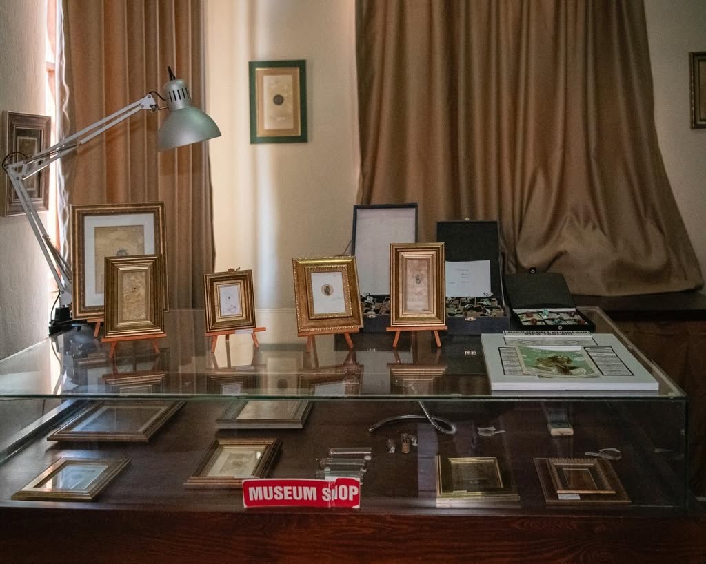 Başkan Vekili Demirtaş Döneminde Kültür ve Sanat Etkinlikleri Sürüyor: Mikrominyatür Müzesi Ziyaretçilerini Bekliyor