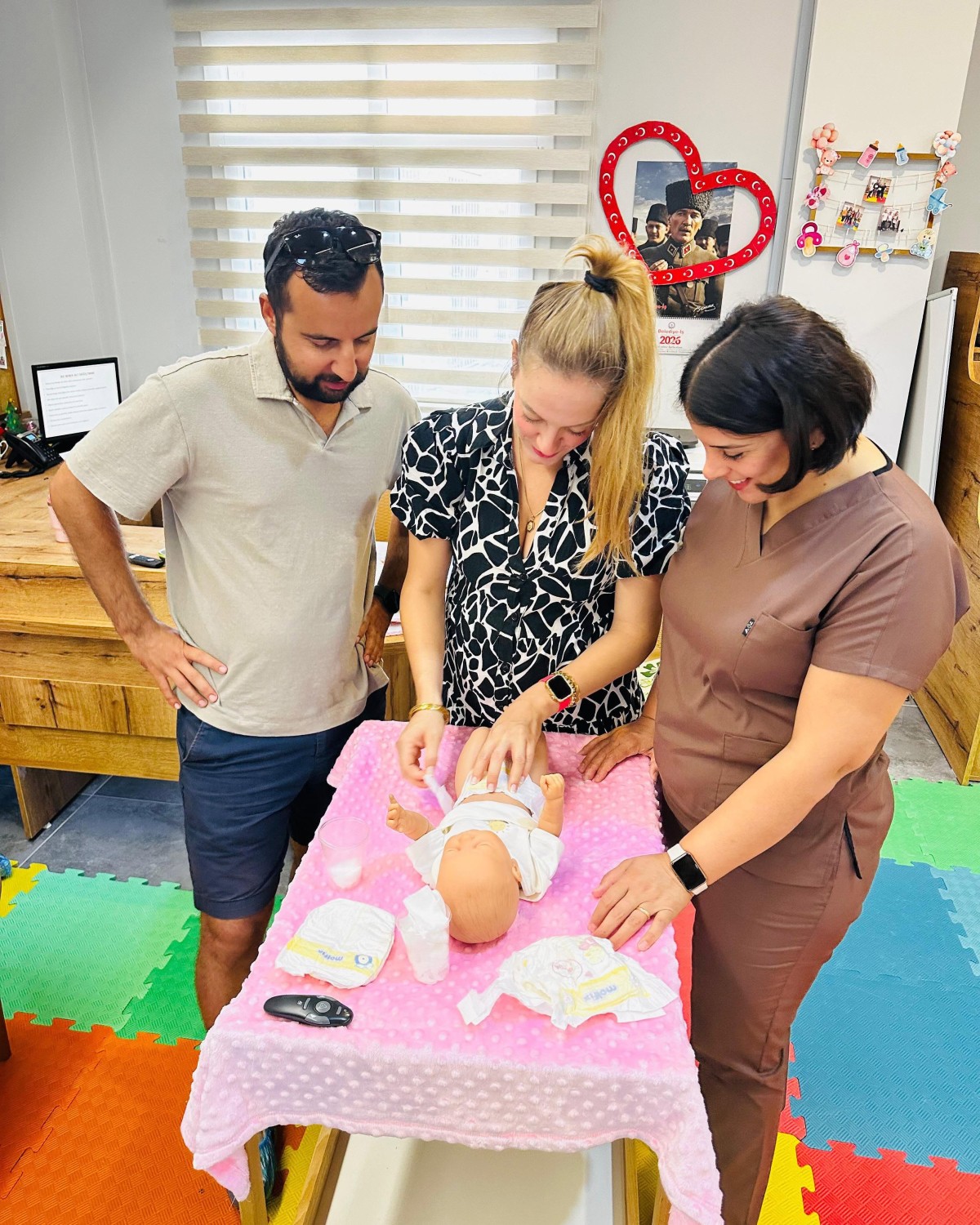 Kuşadası Belediyesi’nden Anne ve Baba Adaylarına Ücretsiz Eğitim Desteği